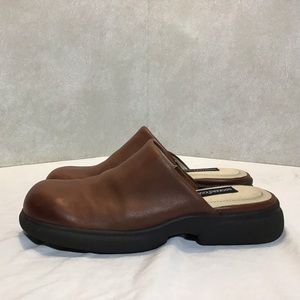 dockers clogs